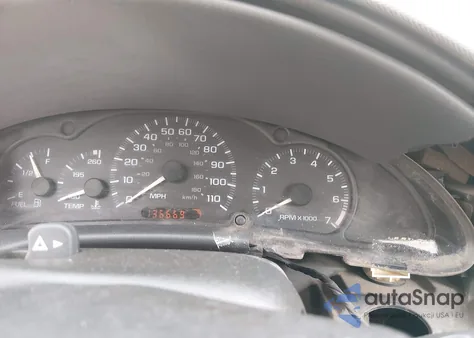 2000 Chevrolet Cavalier z USA, uszkodzony, nr VIN 3G1JC1240YS104681